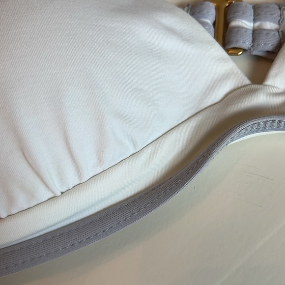 L*SPACE Bikini 2 pcs. Color Blocking Avella Top +Whiplash Bitsy Bottom White/Fog - Picture 10 of 13